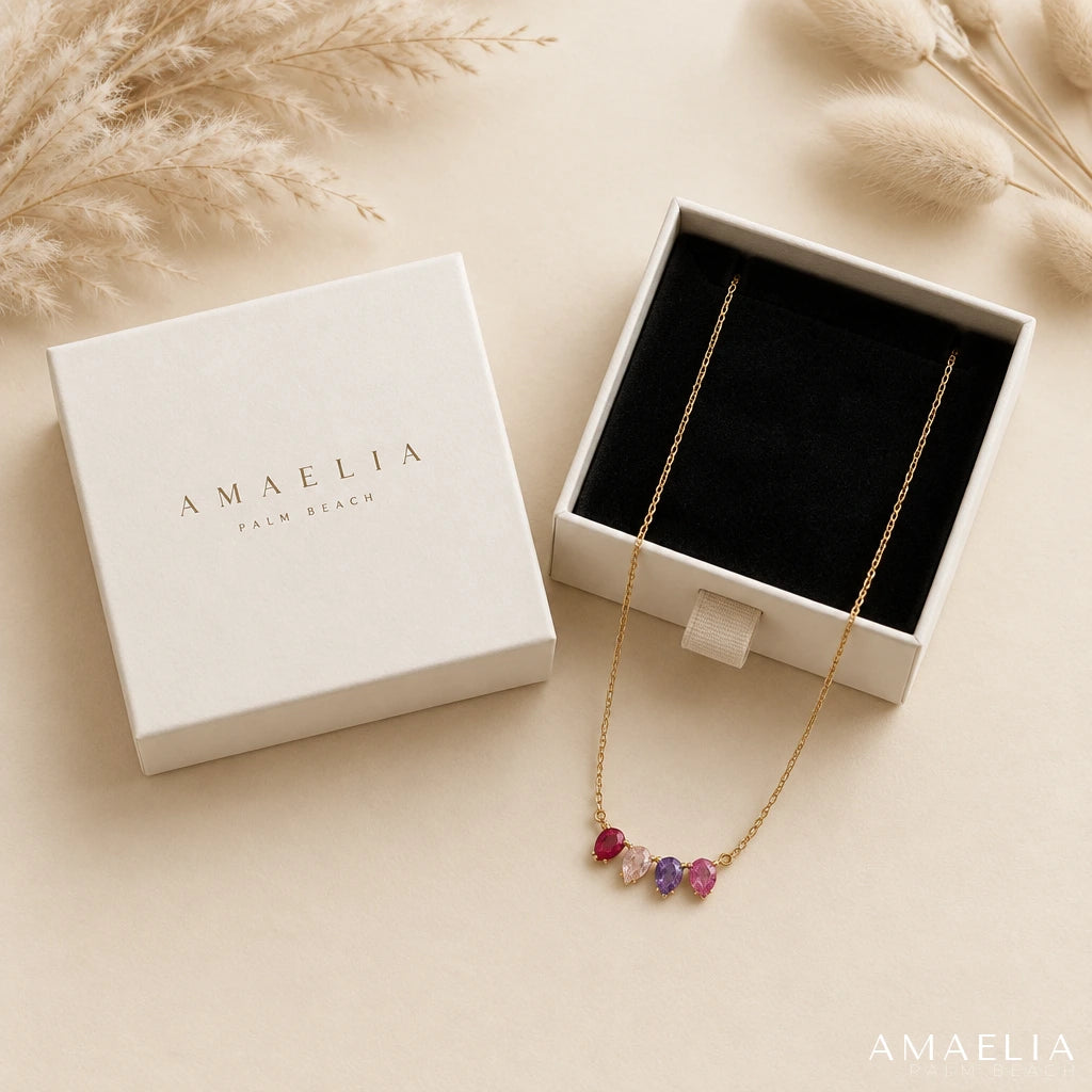 ROSALIE necklace in an Amaelia Palm Beach gift box