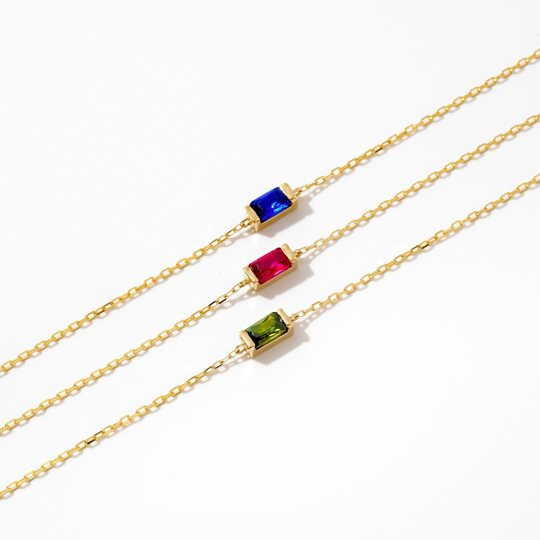 Bracelet with a lucky stone