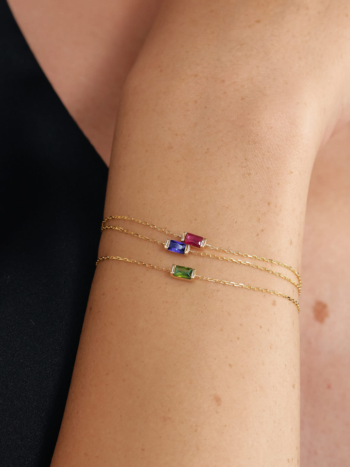 Bracelet with a lucky stone