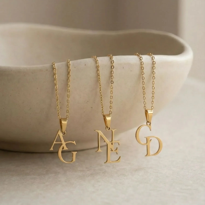 NECKLACE WITH THE INITIALS OF THE ONE YOU LOVE