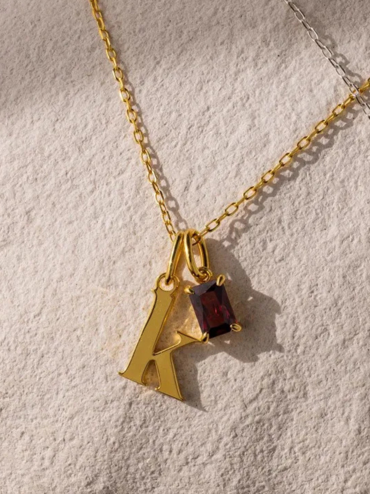 SIGNATURE NECKLACE WITH BIRTHSTONE