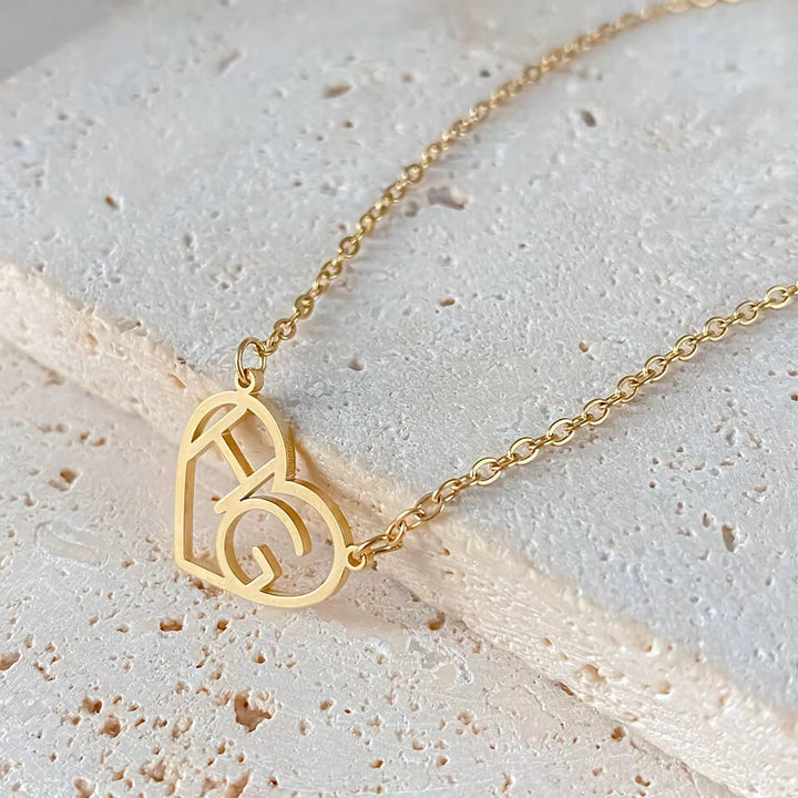 NECKLACE WITH A HEART AND AN INITIAL